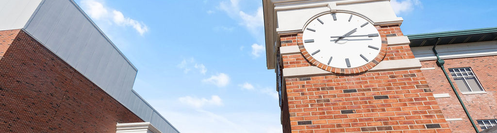 A clock on the JWCC Quincy Campus.